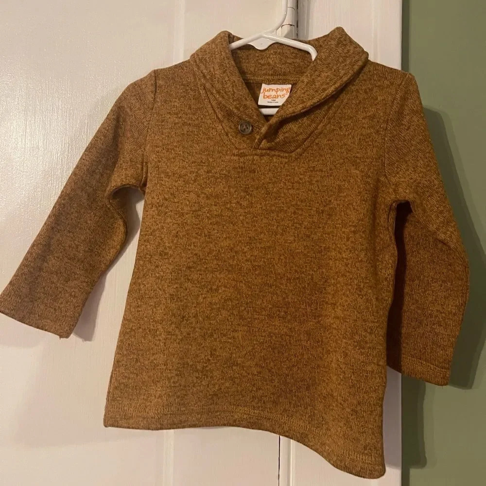 kids sweater gently used bundle and save 3/$22.00 eligible $10.00 items🎉